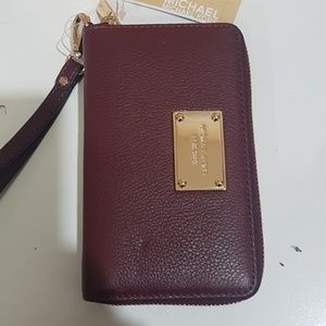 Michael Kors Pebbled Burgundy Cellphone Wristlet